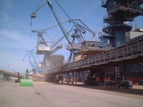 Stevedoring