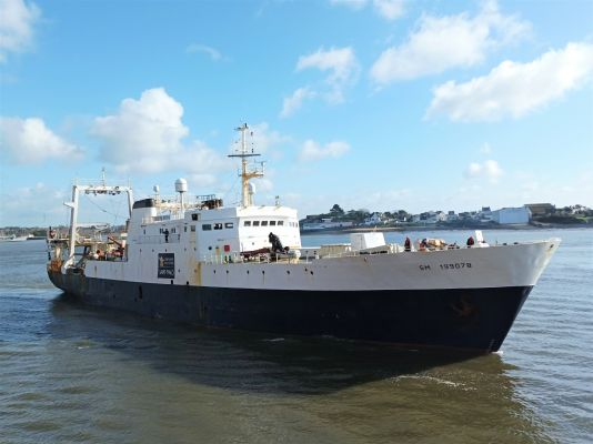 Le Joseph Roty II en escale technique à Lorient